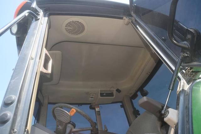 Image of John Deere 6145M equipment image 4