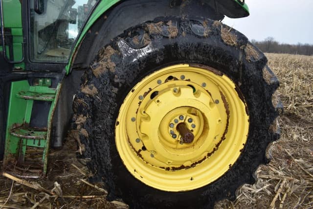 Image of John Deere 6150M equipment image 2