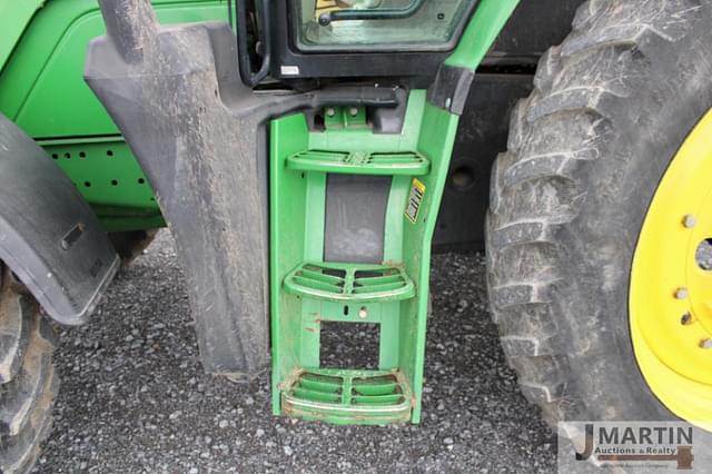 Image of John Deere 6150R equipment image 4