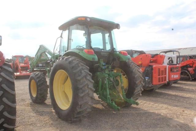 Image of John Deere 6115D equipment image 1