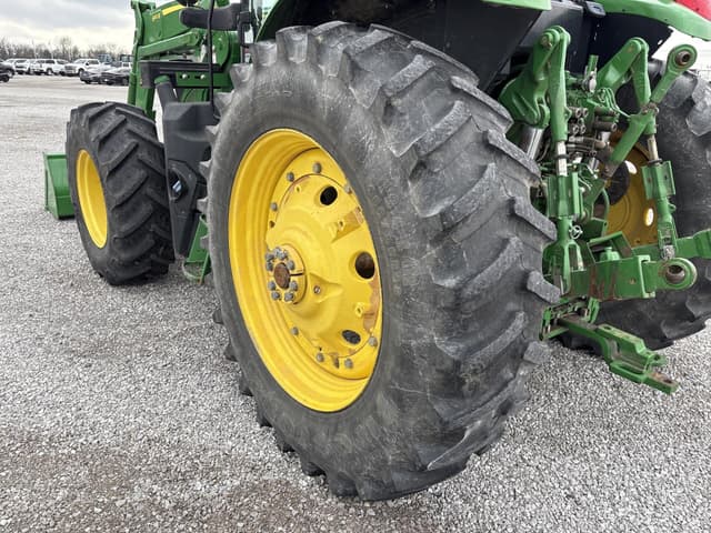 Image of John Deere 6155M equipment image 4