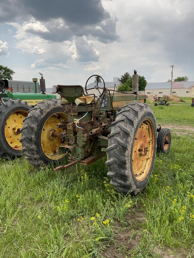 Image of John Deere 620 equipment image 3