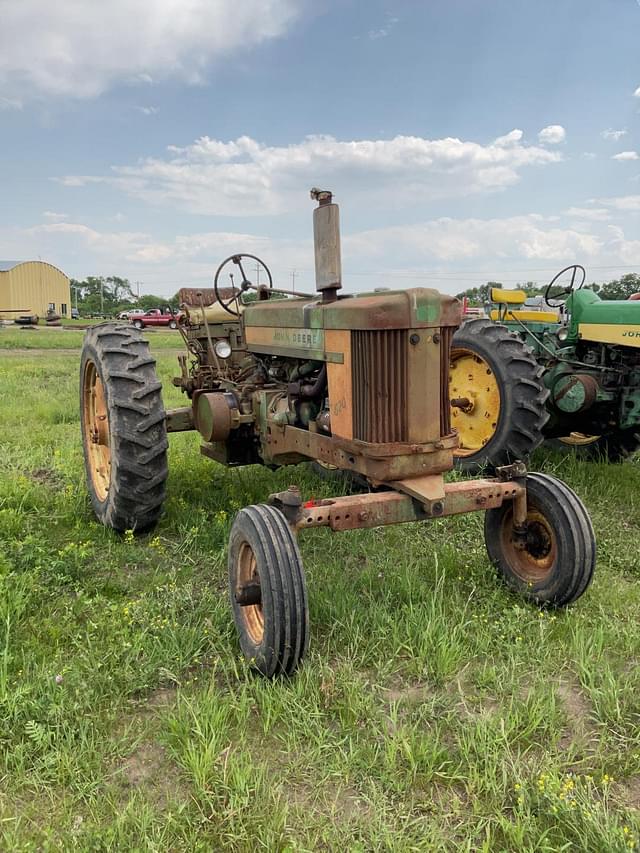 Image of John Deere 620 equipment image 1