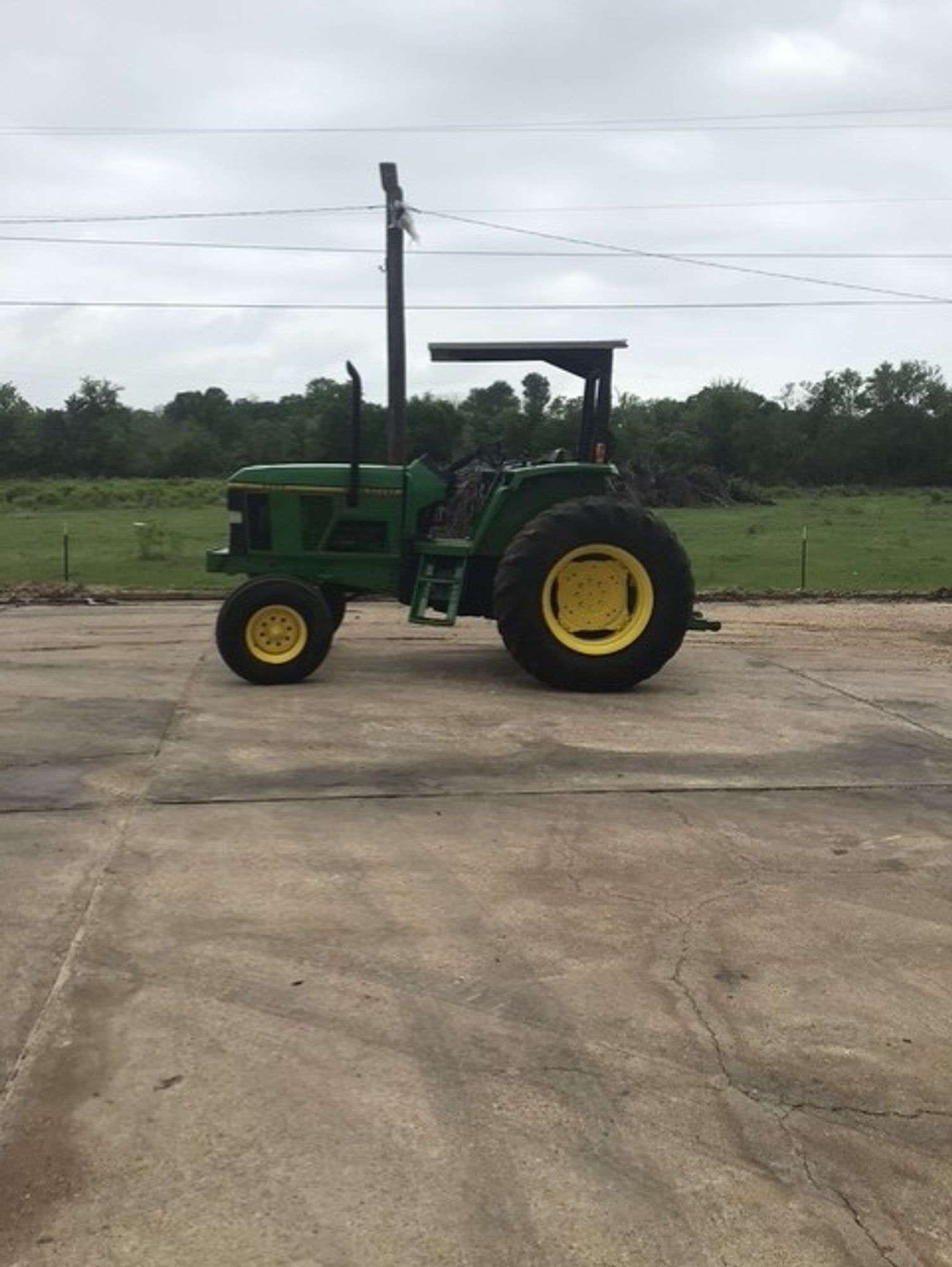 John Deere 6200 Equipment Image0