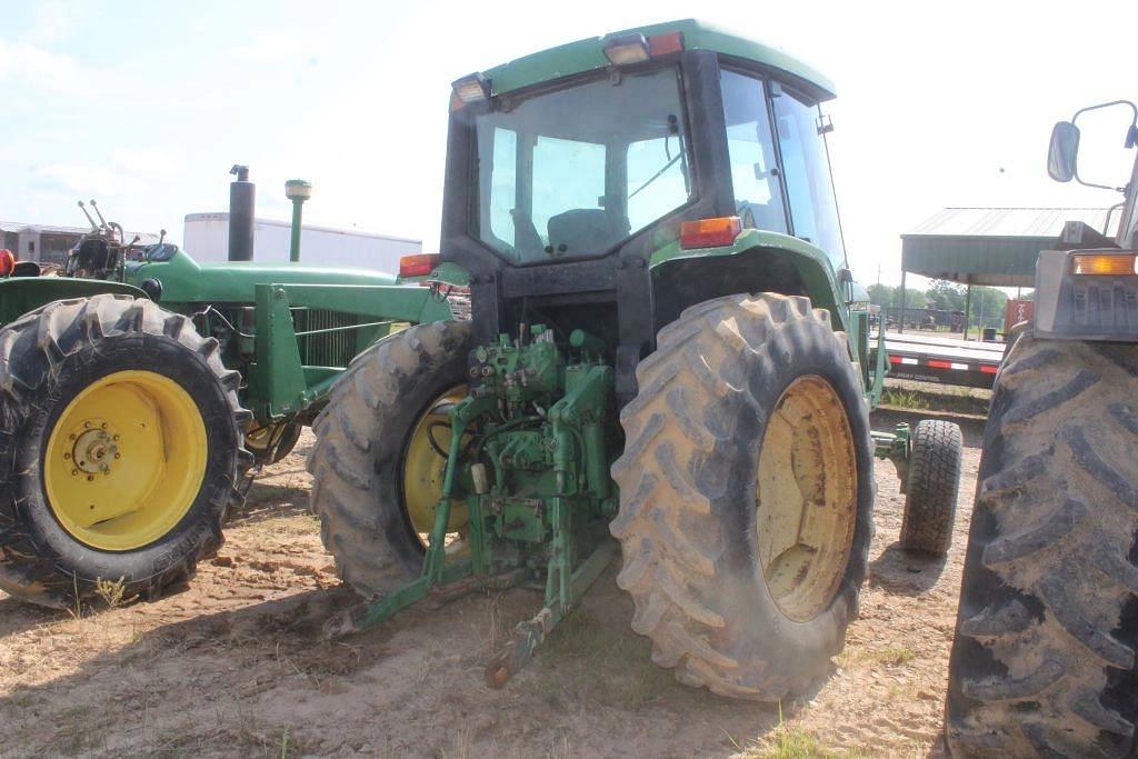 Image of John Deere 6210 Image 1