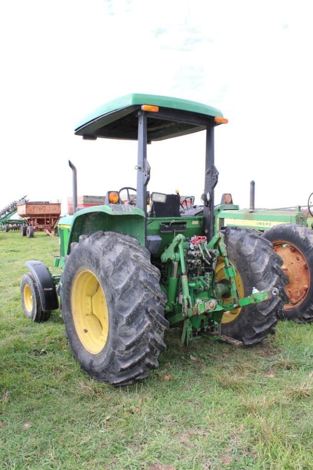 Image of John Deere 6210 equipment image 3
