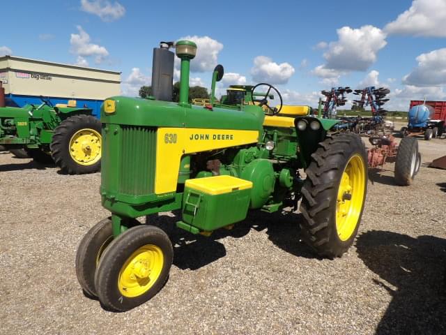 Image of John Deere 630 Image 0