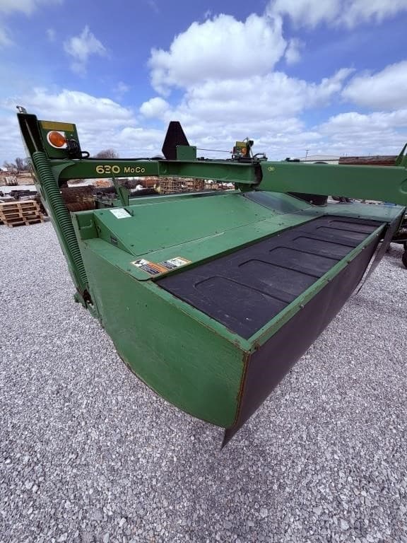 Image of John Deere 630 equipment image 4