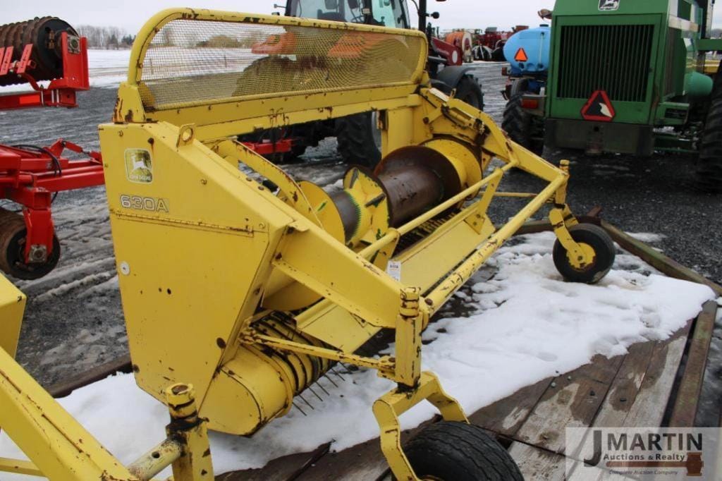 John Deere 630A Equipment Image0