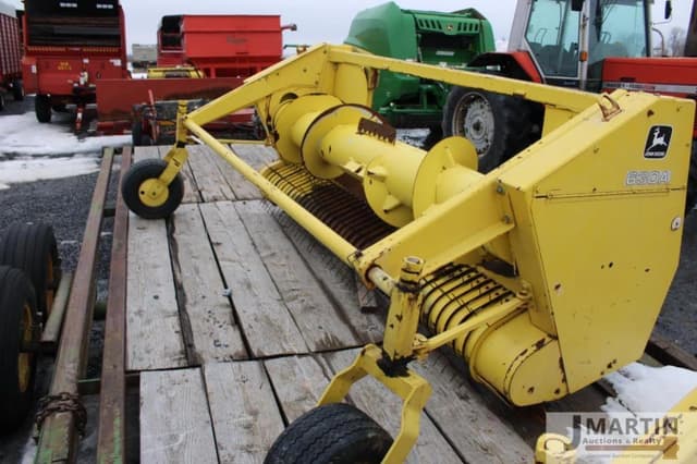 Image of John Deere 630A equipment image 2
