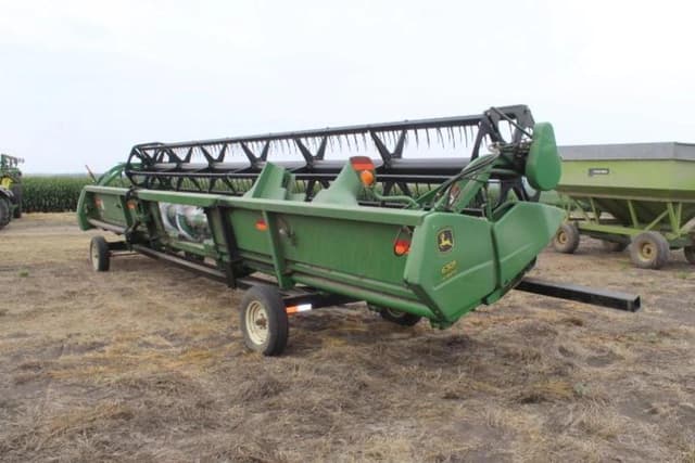 Image of John Deere 630F equipment image 2