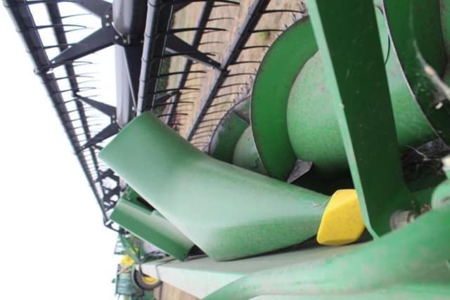 Image of John Deere 630F equipment image 3