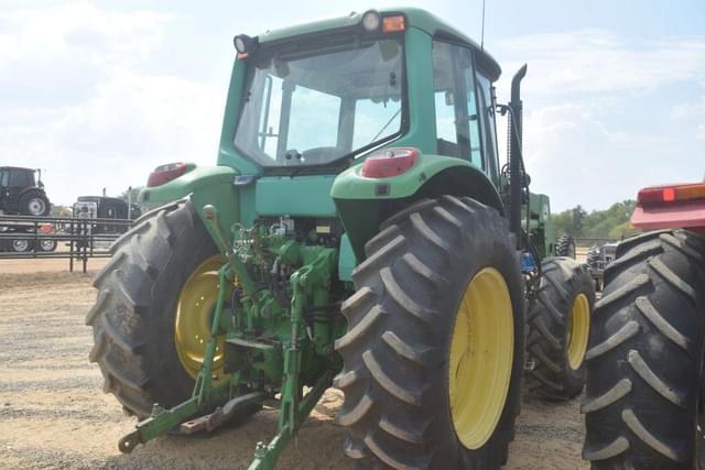Image of John Deere 6320 equipment image 2