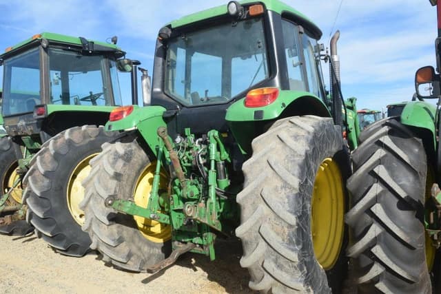 Image of John Deere 6330 equipment image 2