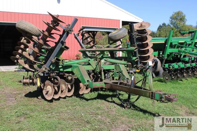Image of John Deere 635 equipment image 1