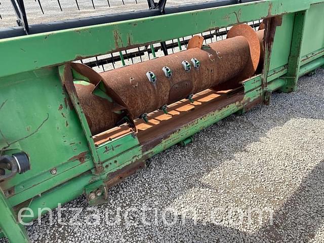 Image of John Deere 635 equipment image 3