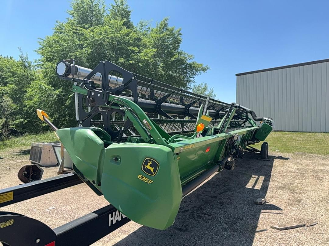 Image of John Deere 635F Primary image