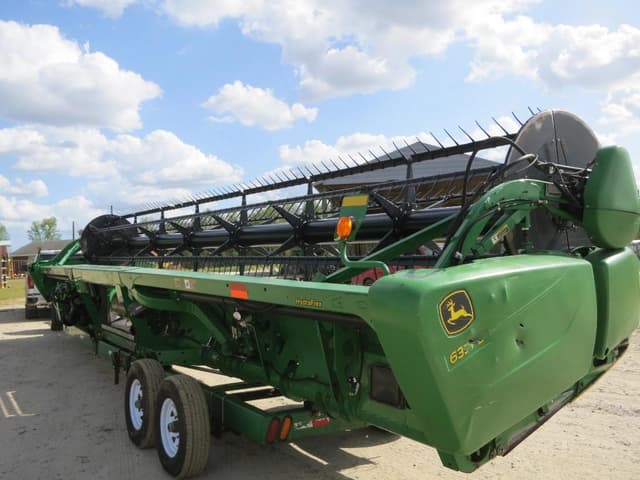 Image of John Deere 635FD equipment image 4