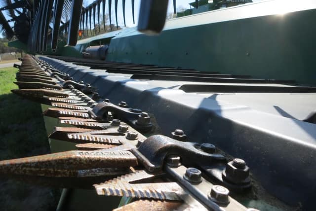 Image of John Deere 635FD equipment image 2