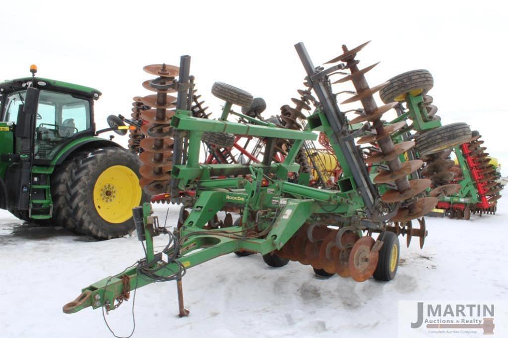 Image of John Deere 637 Primary image