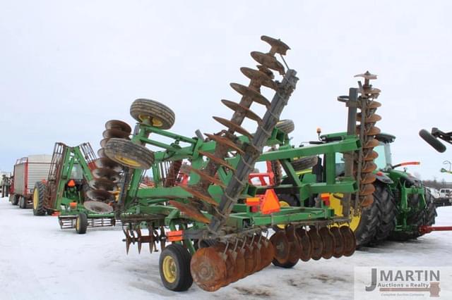 Image of John Deere 637 equipment image 3