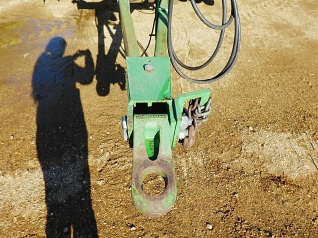 Image of John Deere 637 equipment image 3