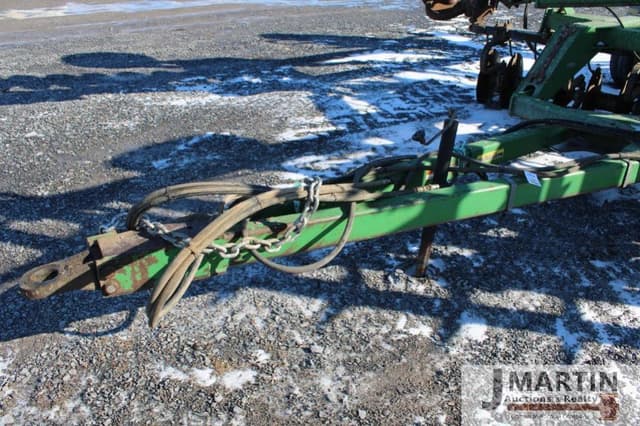 Image of John Deere 637 equipment image 4