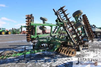 Main image John Deere 637