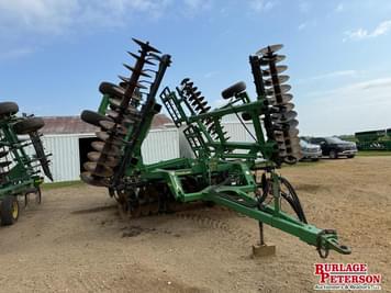 Main image John Deere 637