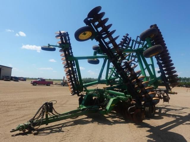 Image of John Deere 637 equipment image 2
