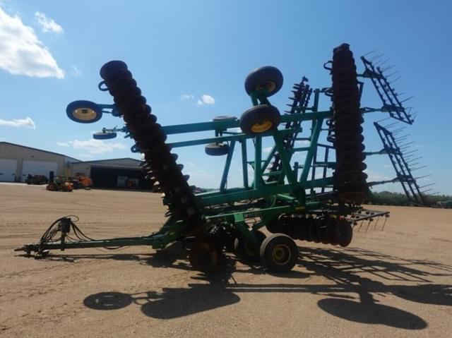Image of John Deere 637 equipment image 3