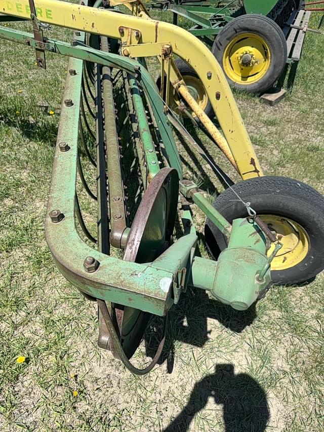Image of John Deere 640 equipment image 1
