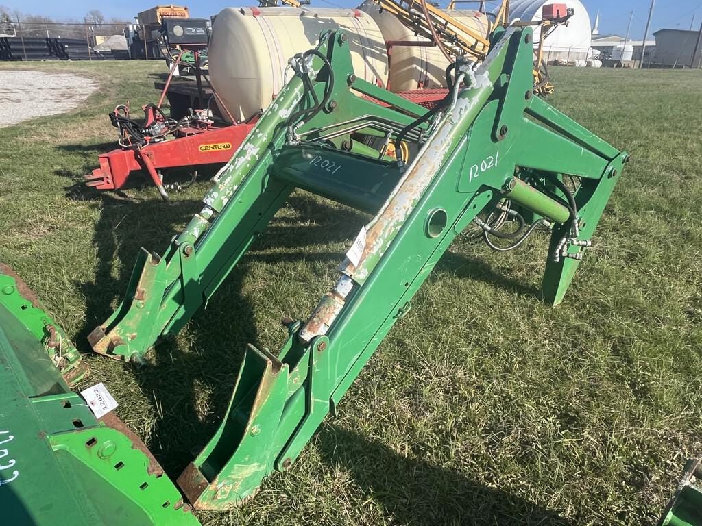 Main image John Deere 640