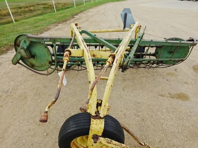 Image of John Deere 640 equipment image 4