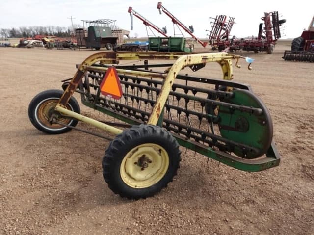 Image of John Deere 640 equipment image 3