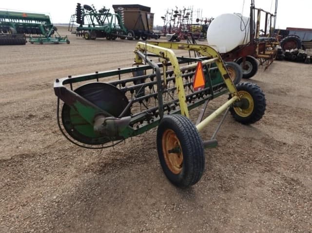 Image of John Deere 640 equipment image 2