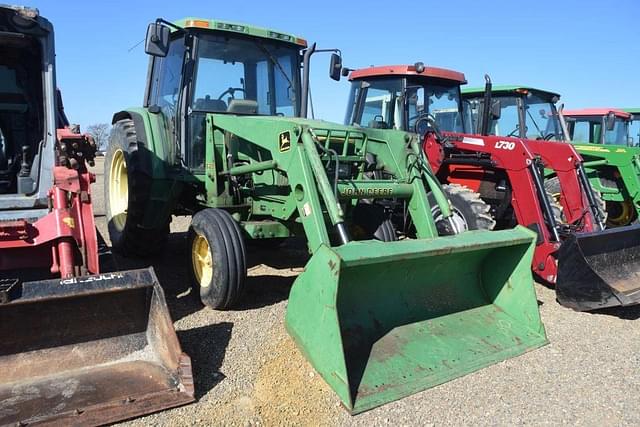 Image of John Deere 6400 equipment image 3