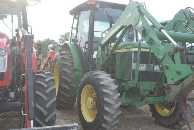 Image of John Deere 6403 equipment image 3