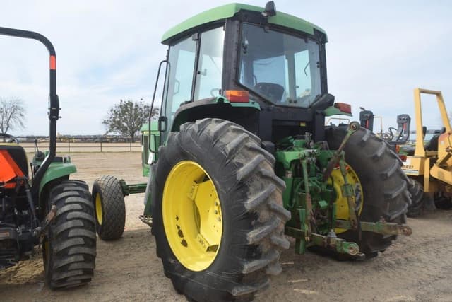 Image of John Deere 6410 equipment image 1