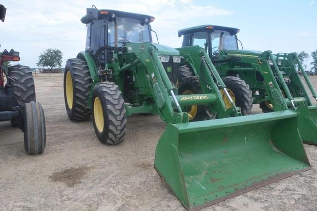 Image of John Deere 6410 equipment image 3