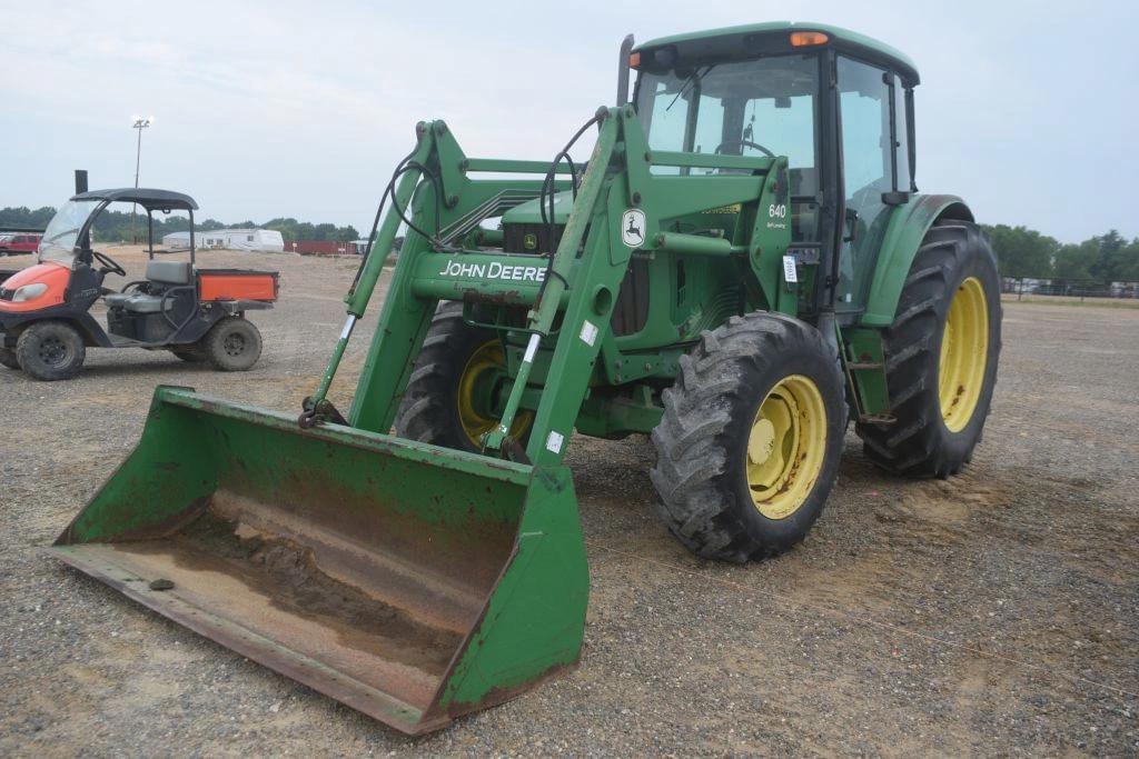 Image of John Deere 6415 Primary image