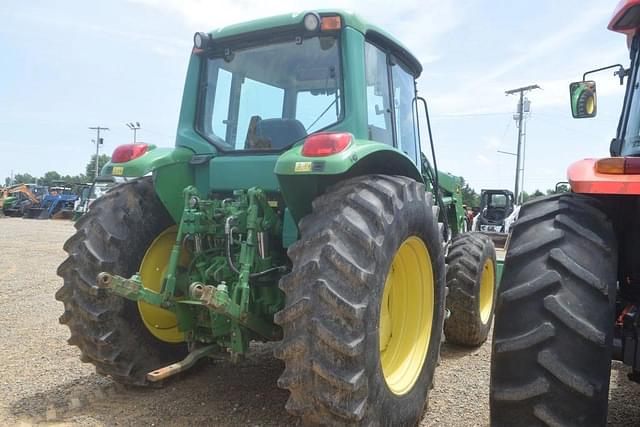 Image of John Deere 6420 equipment image 2