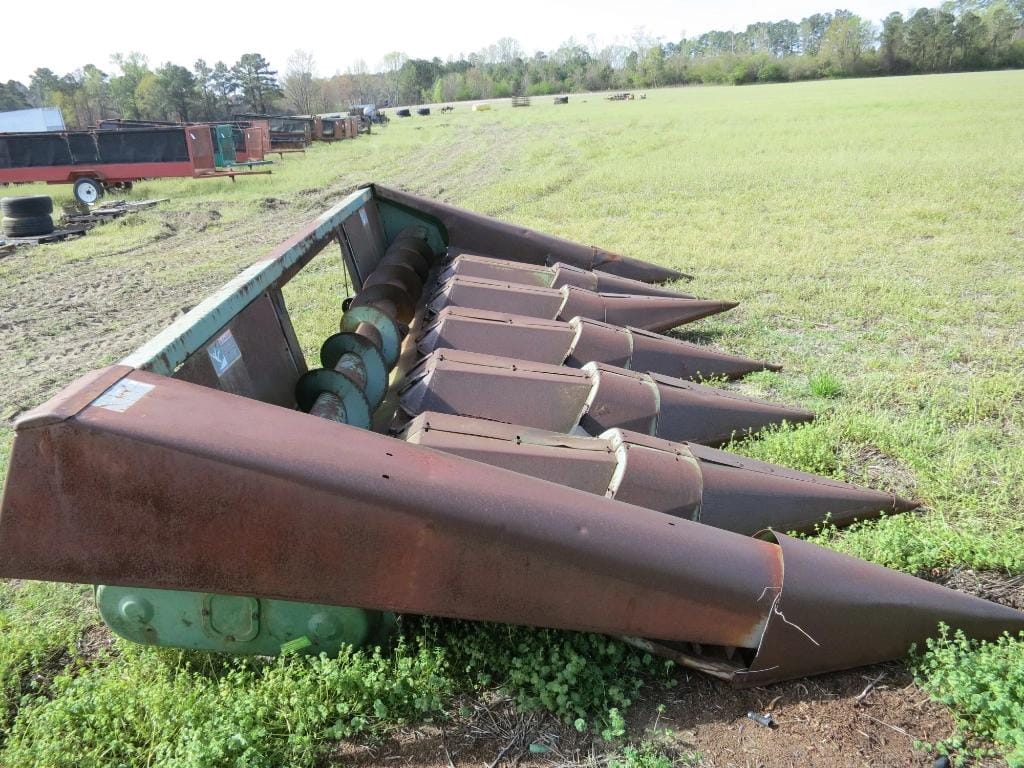 John Deere 643 Equipment Image0