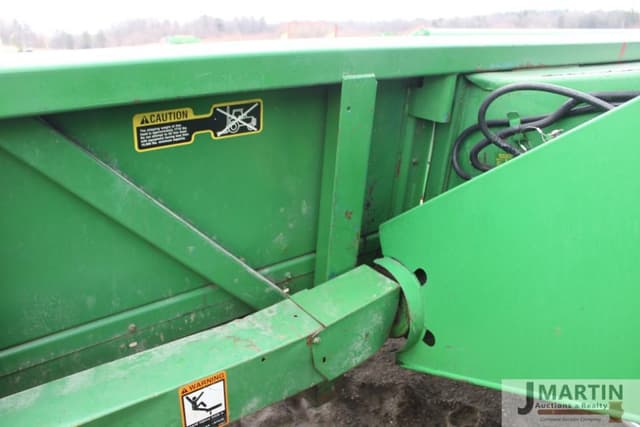 Image of John Deere 643 equipment image 3
