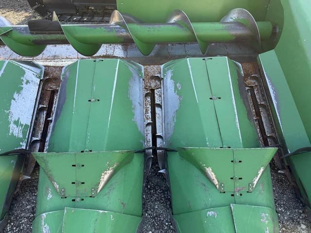 Image of John Deere 643 equipment image 3