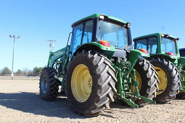 Image of John Deere 6430 equipment image 1