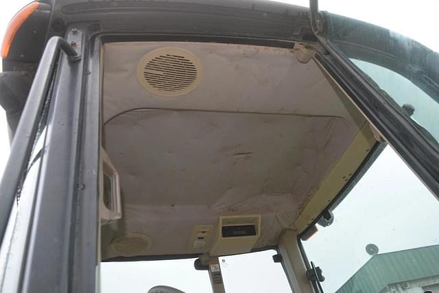 Image of John Deere 6430 equipment image 4