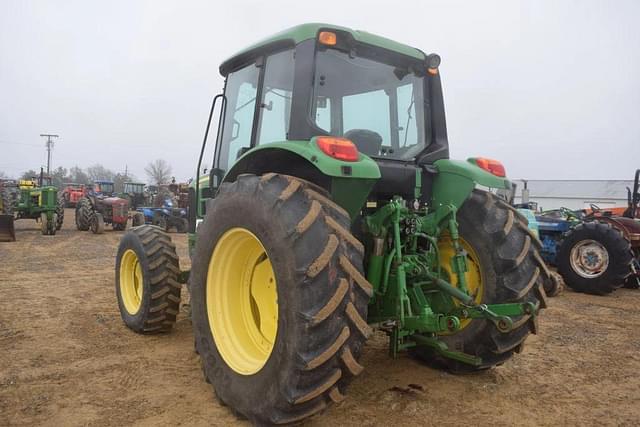 Image of John Deere 6430 equipment image 1