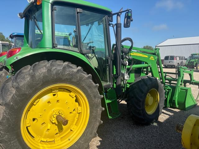 Image of John Deere 6430 equipment image 4