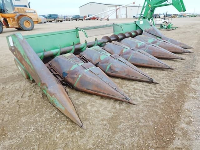 Image of John Deere 644 equipment image 3